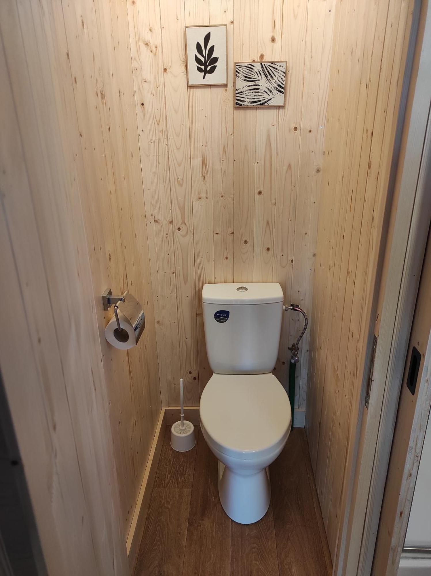 Lacustra Cabanes Accessibles En Canoe Et Chalets Tout Confort Flayat Bilik gambar