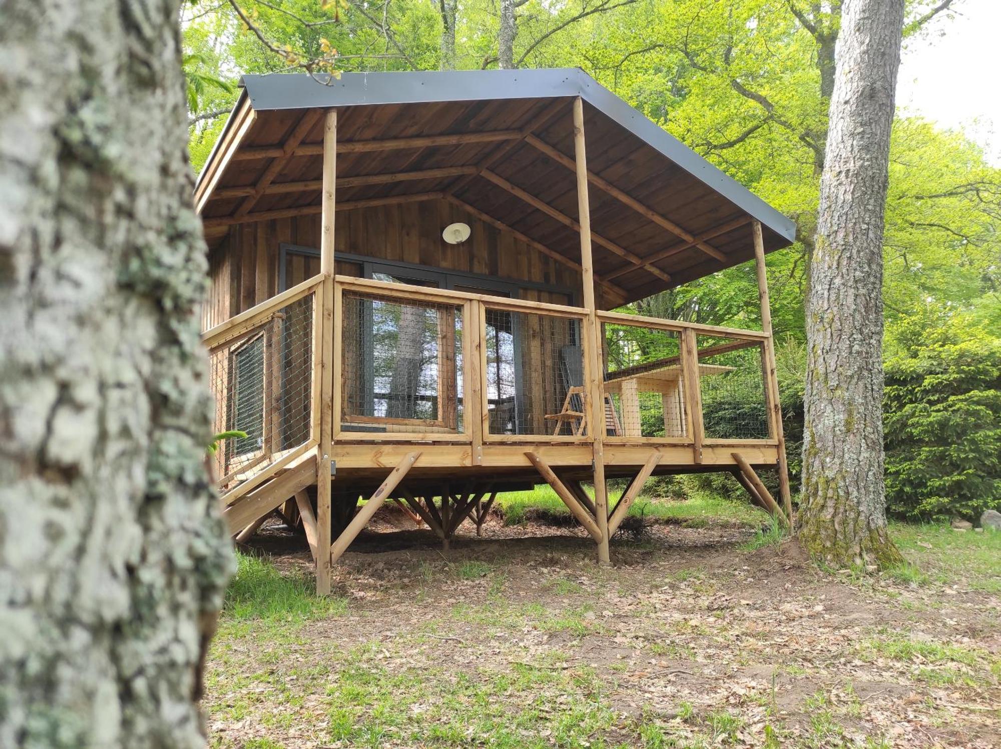 Lacustra Cabanes Accessibles En Canoe Et Chalets Tout Confort Flayat Bilik gambar