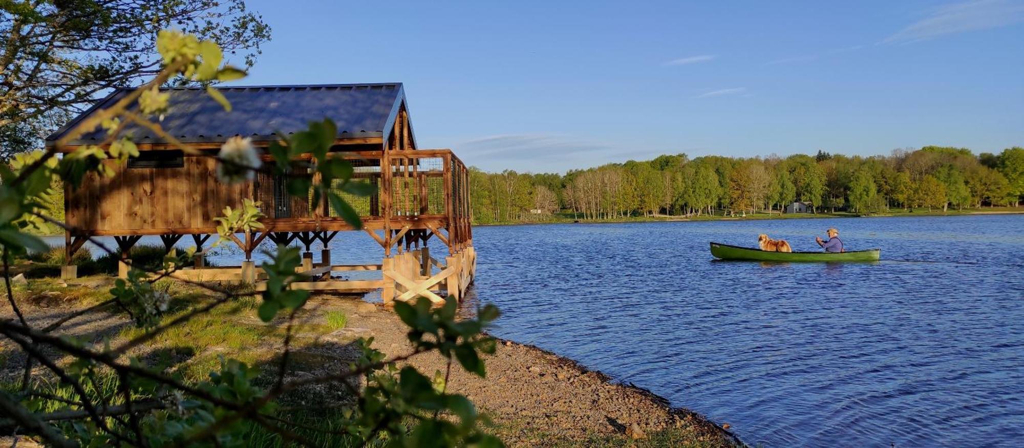 Lacustra Cabanes Accessibles En Canoe Et Chalets Tout Confort Flayat Luaran gambar